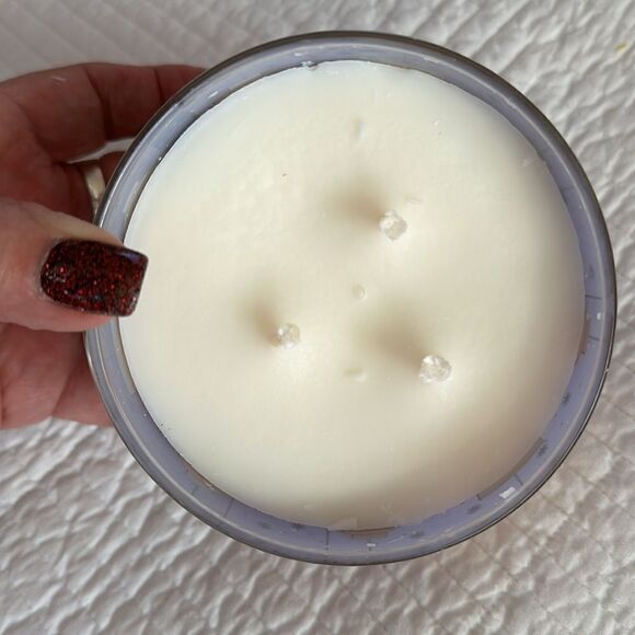 Bath & Body Works 3 Wick Scented Candle Blueberry Sugar - Picture 5 of 6